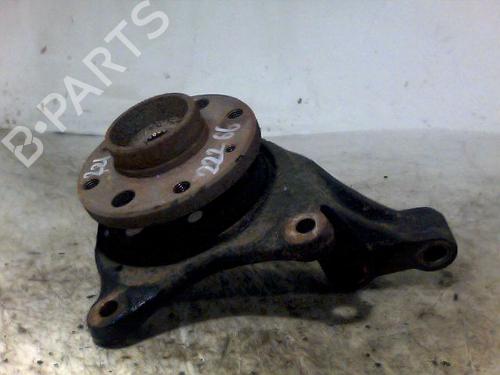 Used Left front steering knuckle RENAULT 21 Estate (K48_) 2.1 D (K/S48V, K/S48O) (72 hp) 26072351