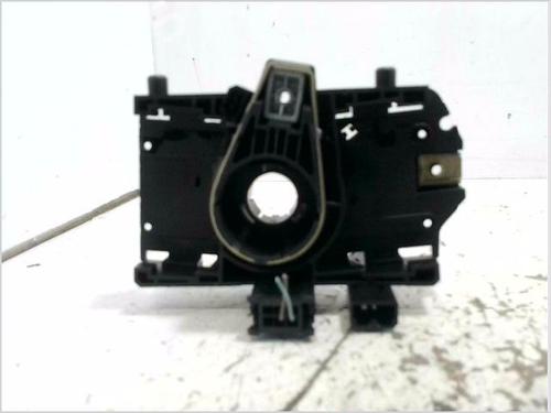 squib-airbag-renault-megane-i-ba01_-1995-1996-1997-1998-1999-2000-2001-2002-2003-2004-31660985 main image