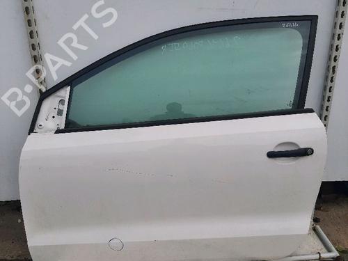 Puerta delantera izquierda Puerta delantera izquierda VW POLO V (6R1, 6C1) 1.2 TDI (75 hp) 33737244 33737244