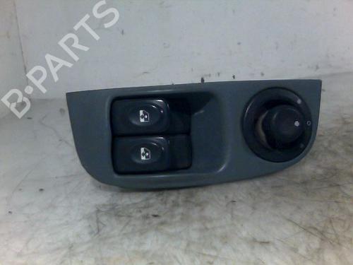 Used Switch RENAULT MEGANE I (BA0/1_) 1.9 dT (B/SA0K, B/SA0Y) (90 hp) 26073382