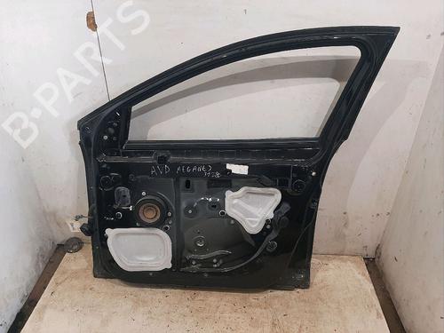 Used Right front door Right front door 39167250 39167250
