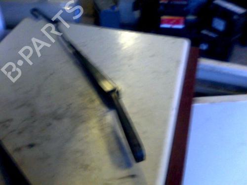 Used Front windshield wiper arm VW POLO (6N2) 1.9 SDI (64 hp) 26084833