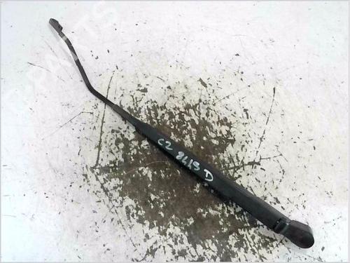 Used Front windshield wiper arm CITROËN C2 (JM_) 1.4 HDi (68 hp) 33199337
