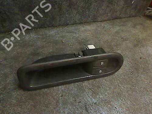 Used Switch RENAULT CLIO III (BR0/1, CR0/1) 1.5 dCi (BR17, CR17) (86 hp) 26057681