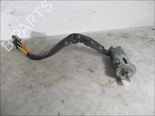 Used Ignition barrel DACIA LOGAN MCV (KS_) 1.5 dCi (KS0W) (86 hp) 26100295