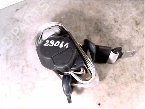 Used Rear center seatbelt RENAULT CLIO II (BB_, CB_) 1.4 16V (B/CB0P, BB13) (98 hp) 26103551