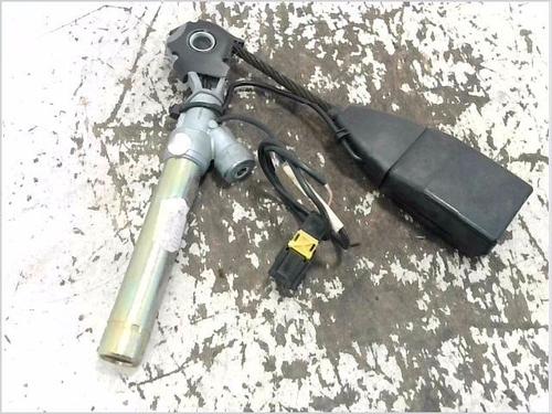 Sicherheitsgurt vorne links für RENAULT TWINGO I (C06_) 1.2 (C066, C068) (58 hp) 32370681