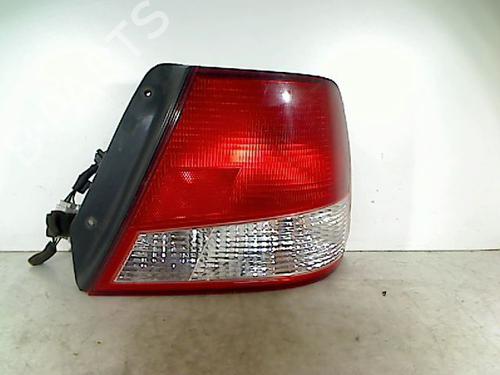 Used Right taillight HYUNDAI ACCENT II (LC) 1.3 (84 hp) 26068381