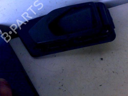 Venstre fortil invendig håndtag PEUGEOT 306 Hatchback (7A, 7C, N3, N5) 1.9 DT (90 hp) 32184561