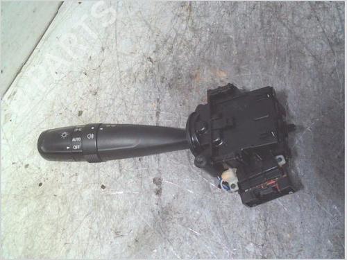 Commande de phare SUZUKI SWIFT IV (FZ, NZ) 1.3 DDiS (AZG413D, ZC02S, ZC92S) (75 hp) 31928779