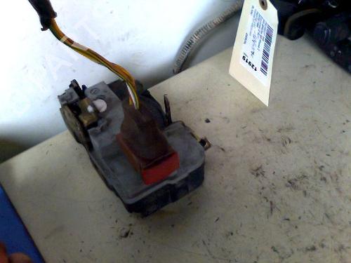 Used Front right lock PEUGEOT 306 Break (7E, N3, N5) 1.9 D (68 hp) 27203081