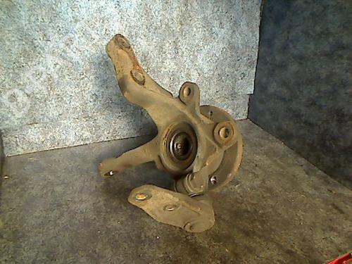 Used Left front steering knuckle RENAULT TWINGO I (C06_) 1.2 (C063, C064) (55 hp) 30151588