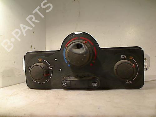 AC Styreenhet / Manøvreringsenhet RENAULT CLIO III (BR0/1, CR0/1) 1.5 dCi (88 hp) 26088136