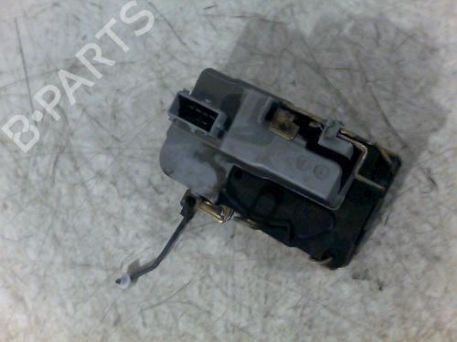 Højre fortil lås PEUGEOT 306 Break (7E, N3, N5) 1.9 TD (90 hp) 26070569