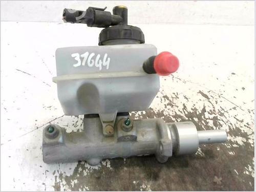 Used Brake master cylinder Brake master cylinder RENAULT MASTER II Van (FD) 2.5 dCi 100 (FD0U, FD0V, FD3U, FD3V, FD8U, FD8V) (99 hp) 35793397 35793397