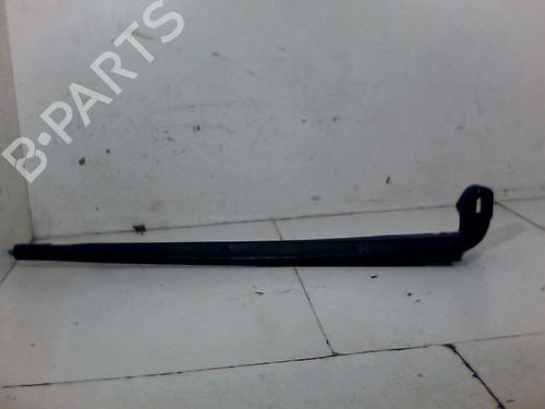 Used Front windshield wiper arm SEAT LEON (1P1) 1.9 TDI (105 hp) 26075804