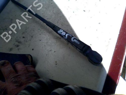 Used Front windshield wiper arm PEUGEOT 205 II (20A/C) 1.8 Diesel (60 hp) 26060062