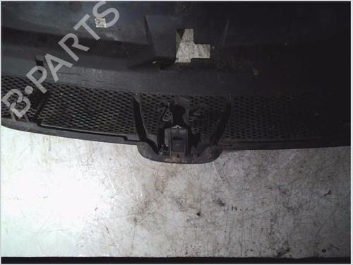 Grille PEUGEOT 406 (8B) 2.0 HDI 90 | BP26111482C40 