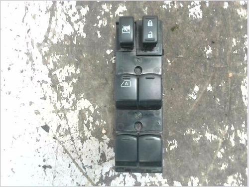 Used Switch Switch NISSAN CUBE (Z12) 1.5 dCi (110 hp) 33840182 33840182