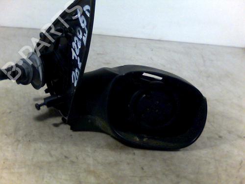 Used Right mirror PEUGEOT 206 Hatchback (2A/C) 1.4 i (75 hp) 26061313