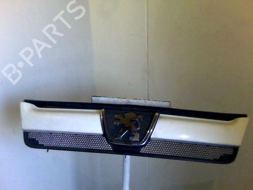 Used Grille PEUGEOT BOXER Van (244) 2.8 HDi (128 hp) 26072676