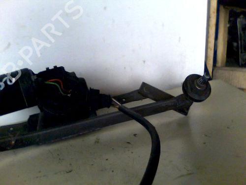 Used Front wipers mechanism PEUGEOT 206 Hatchback (2A/C) 1.4 i (75 hp) 26105046