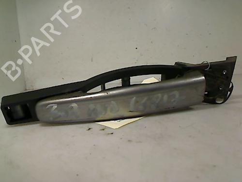 Used Front right exterior door handle PEUGEOT 307 (3A/C) 2.0 HDi 90 (90 hp) 26077646