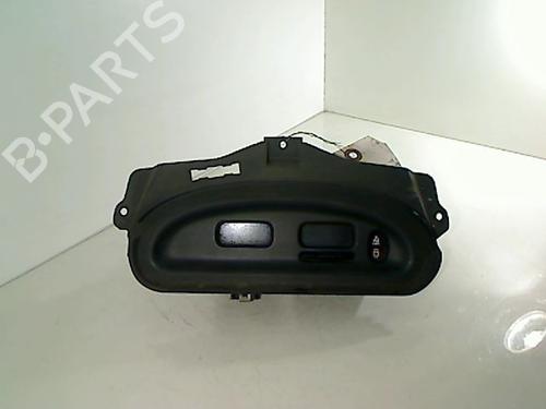 Display RENAULT MEGANE I (BA0/1_) 2.0 i (109 hp) 26057753