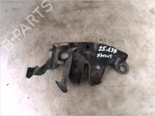 Used Hood lock NISSAN X-TRAIL I (T30) 2.2 dCi 4x4 (136 hp) 26101872