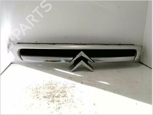 Griglia CITROËN C8 (EA_, EB_) 2.0 HDi 135 (136 hp) 30835178