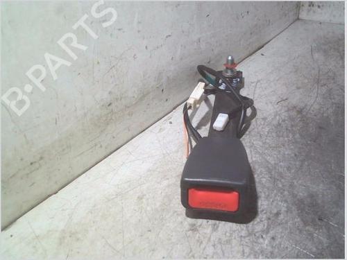 Used Seat buckle RENAULT KOLEOS I (HY_) 2.0 dCi 4x4 (HY0K) (150 hp) 31861150