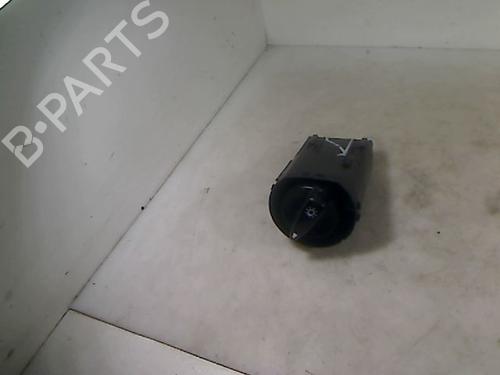 Used Headlight switch SEAT CORDOBA Vario (6K5) 1.9 TDI (90 hp) 26087475