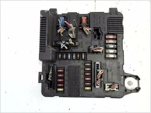 Used Fuse box RENAULT SCÉNIC II (JM0/1_) 1.9 dCi (JM0G, JM12, JM1G, JM2C) (120 hp) 26663469