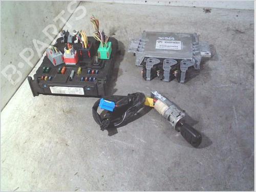 Used Engine control unit (ECU) Engine control unit (ECU) PEUGEOT 206 Hatchback (2A/C) 1.1 i (60 hp) 34285228 34285228