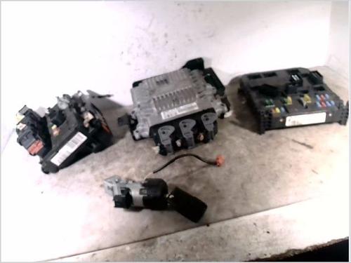 Used Engine control unit (ECU) PEUGEOT 407 (6D_) 2.0 HDi 135 (6DRHRH, 6DRHRE, 6DRHRG, 6DRHRJ) (136 hp) 26106916