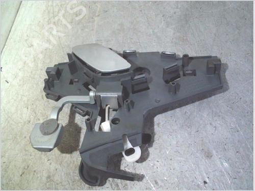 Højre bagtil invendig håndtag Højre bagtil invendig håndtag CITROËN C5 I (DC_) 2.2 HDi (DC4HXB, DC4HXE) (133 hp) 36405986 36405986