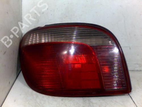 Venstre baglygte TOYOTA YARIS (_P1_) 1.3 (NCP10, SCP12_) (86 hp) 26115595