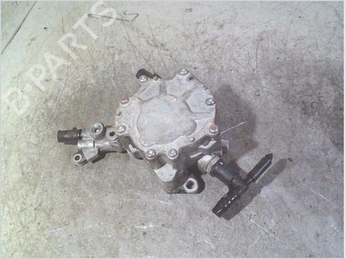 Used Vacuum pump VW EOS (1F7, 1F8) 2.0 TDI (140 hp) 32230666