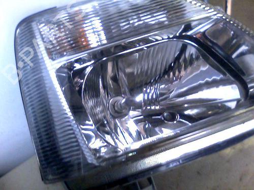 Used Right headlight OPEL AGILA (A) (H00) 1.2 16V Twinport (F68) (80 hp) 26061143