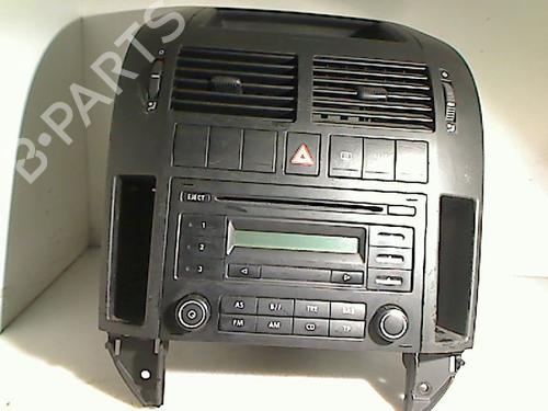 Used Radio VW POLO (9N_, 9A_) 1.4 TDI (70 hp) 26079079