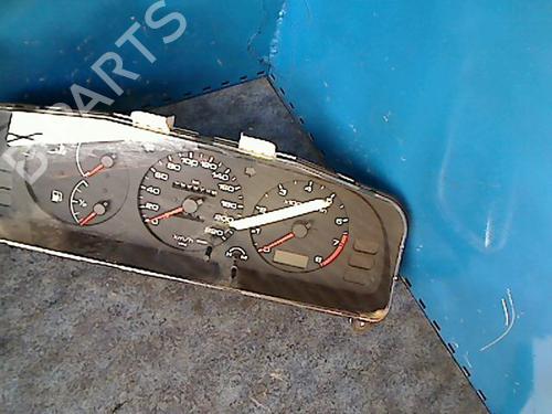 Used Instrument cluster NISSAN PRIMERA (P10) 1.6 (102 hp) 26105800