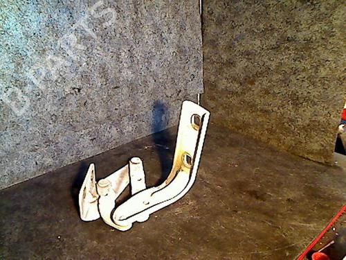 Used Hinge/Door check strap RENAULT MASTER II Bus (JD) 2.5 D (JD1A, JD0E, JD0A, JD1E) (80 hp) 29332661