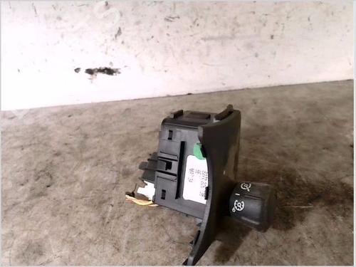 Used Switch RENAULT SCÉNIC II (JM0/1_) 1.9 dCi (JM14) (131 hp) 26107413