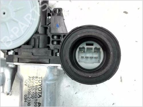 Front right window mechanism TOYOTA YARIS (_P9_) 1.4 D-4D (NLP90_, NLP90R) | BP26113476C23 