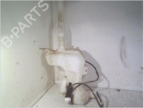 Used Windscreen washer tank PEUGEOT 5008 (0U_, 0E_) 2.0 HDi (163 hp) 26120323