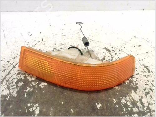 Used Left front indicator Left front indicator RENAULT SUPER 5 (B/C40_) 1.1 (B/C/401, B/C40H) (45 hp) 33869232 33869232