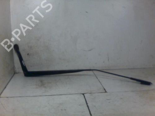 Used Front windshield wiper arm NISSAN QASHQAI / QASHQAI +2 I (J10, NJ10, JJ10E) 2.0 dCi (150 hp) 26081179