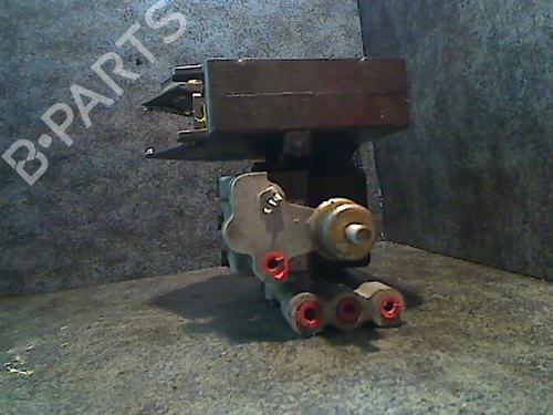 Used ABS pump CITROËN XANTIA (X1_, X2_) 2.0 i (121 hp) 26116718