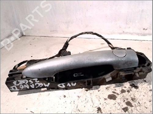 Used Front right exterior door handle RENAULT MEGANE II (BM0/1_, CM0/1_) 1.5 dCi (BM1E, CM1E) (106 hp) 26079212
