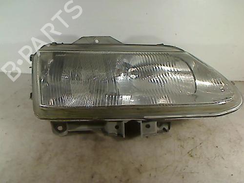 Used Right headlight RENAULT ESPACE III (JE0_) 2.2 12V TD (JE0E, JE0H, JE0P) (113 hp) 26070905